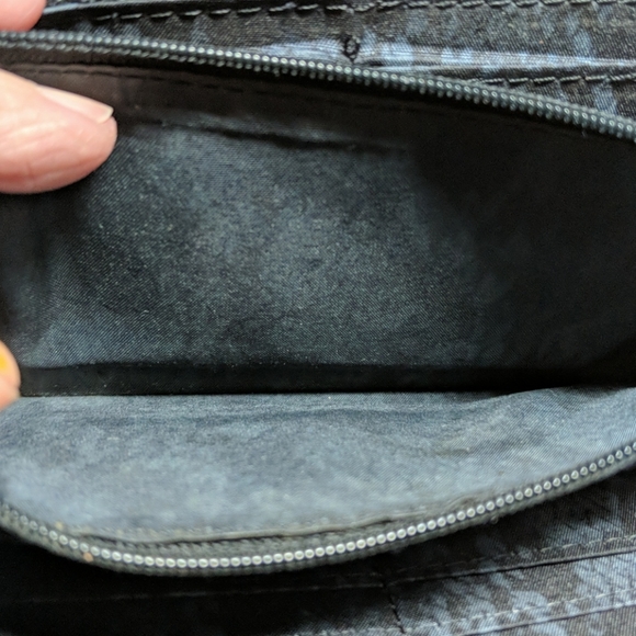 Kenneth Cole Wallet Black Snakeskin Print - Picture 9 of 9